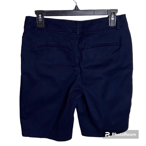 TALBOTS / The Perfect Short Bermuda Mid Rise Shorts Size 4 - Picture 3 of 10